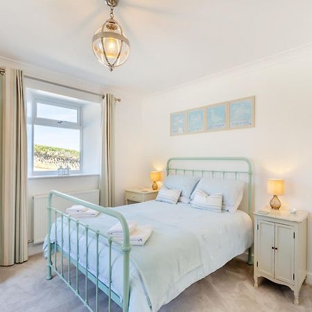 Tregarrek Villa Coverack Luaran gambar