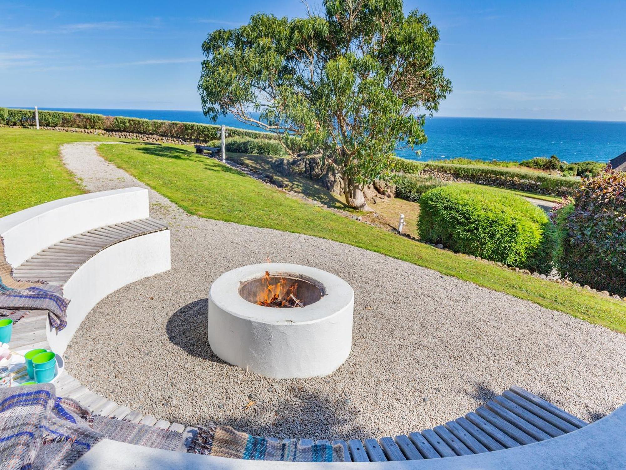Tregarrek Villa Coverack Luaran gambar