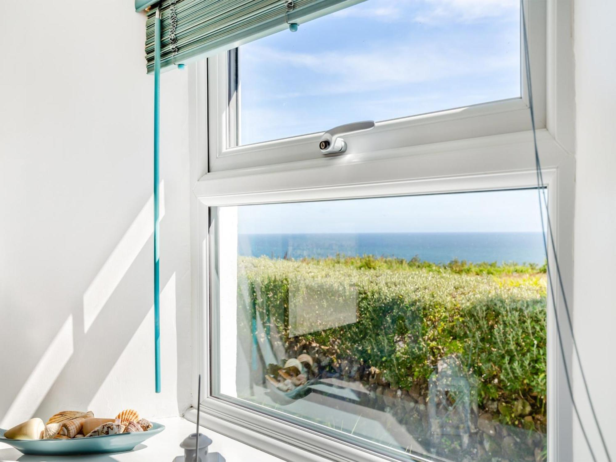 Tregarrek Villa Coverack Luaran gambar