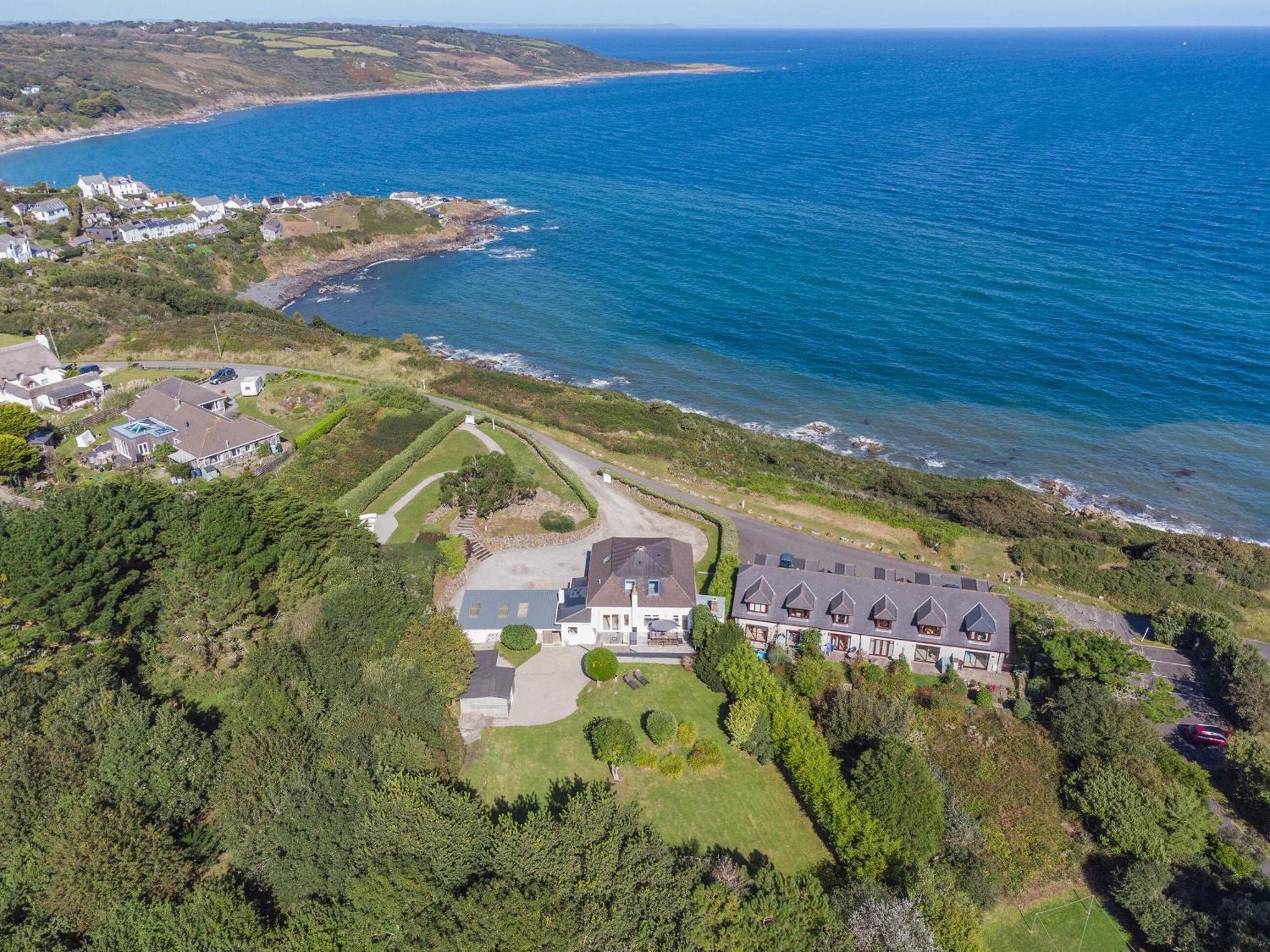 Tregarrek Villa Coverack Luaran gambar